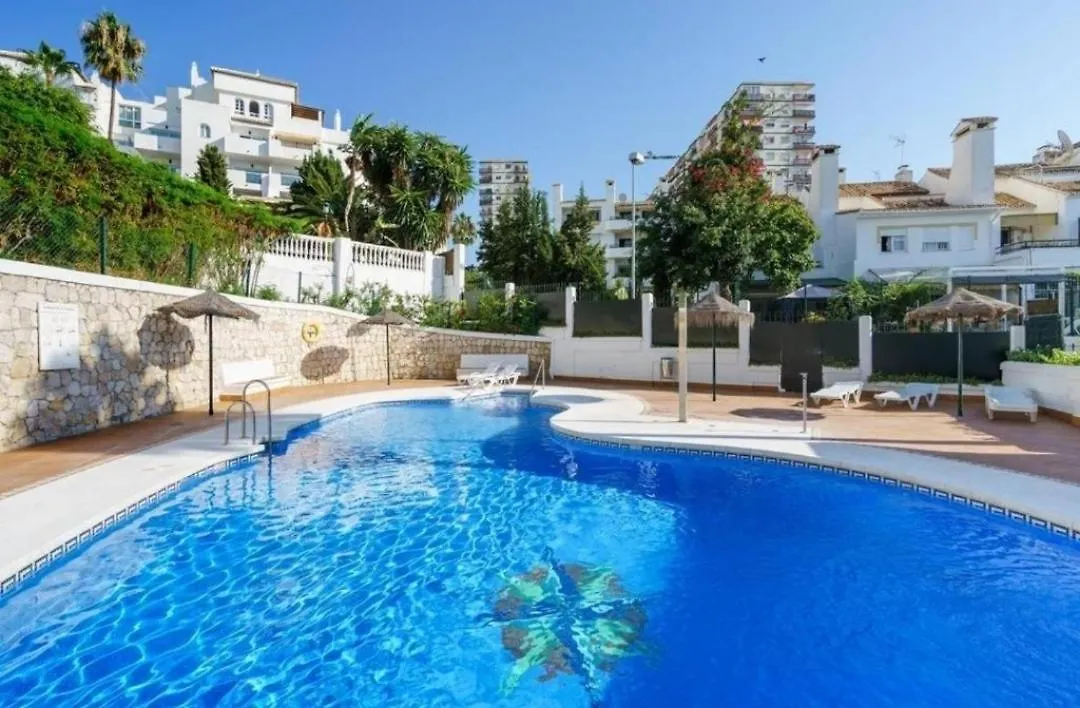 Apartamento Cerca Del Mar Con Piscina Y Parking. Apartment Benalmadena